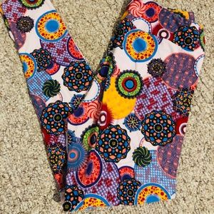 LuLaRoe - VINTAGE UNICORN PRINT!!!